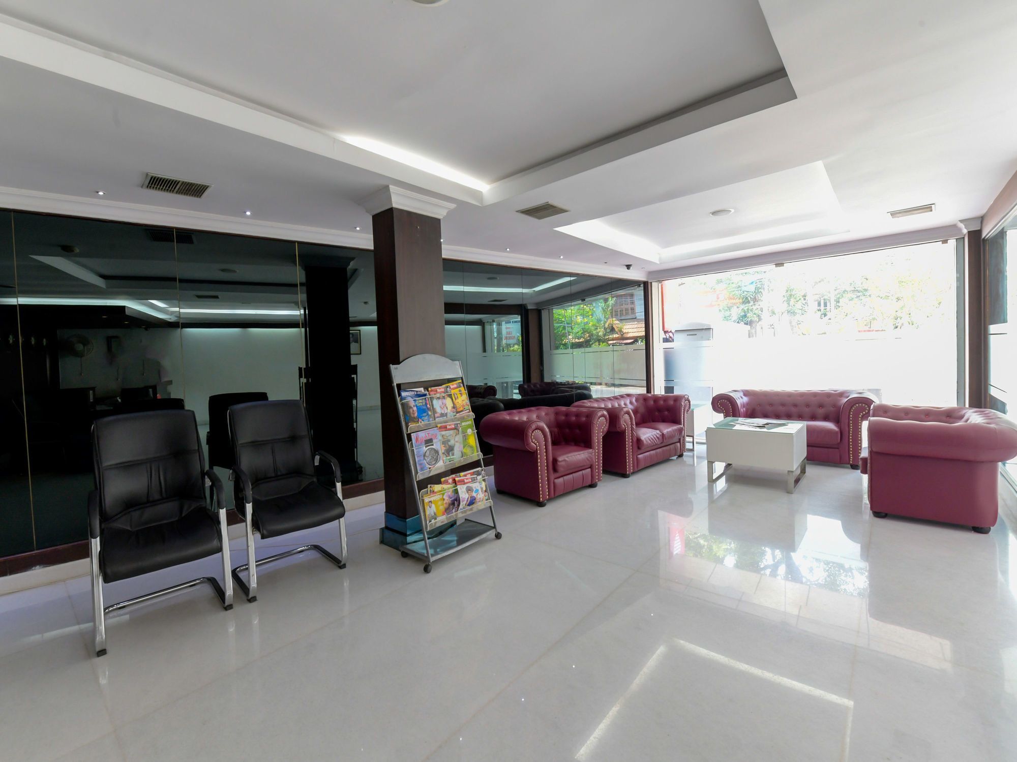 Oyo 7188 Ajantha Regency Hotel Kochi ภายนอก รูปภาพ